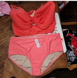 Nwt cacique coral bikini 20 bottoms 46ddd top